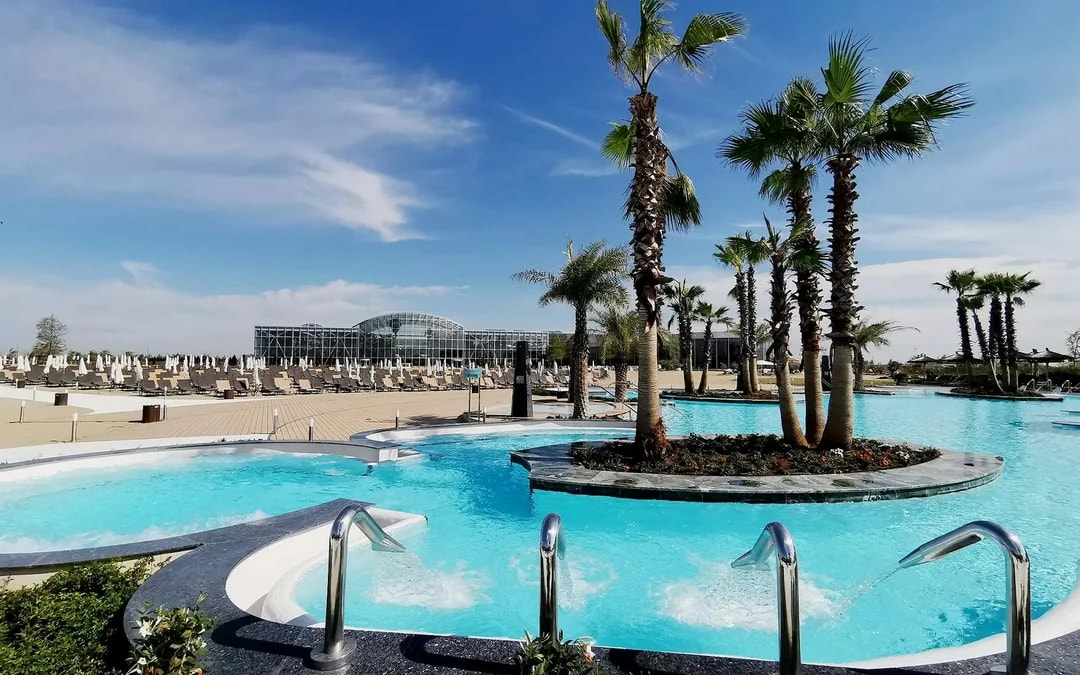 1-Day Therme Bucharest Entry Tickets Image 5