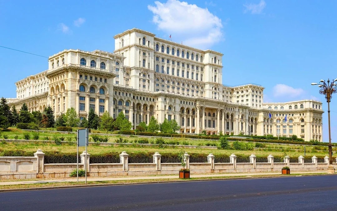 Bucharest: Palace of Parliament Entry Ticket & Guided Tour Image 1