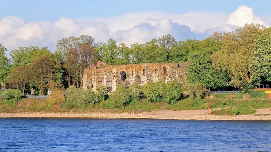 Ruins along the Rhine River on a Panorama City Cruise in Düsseldorf.
