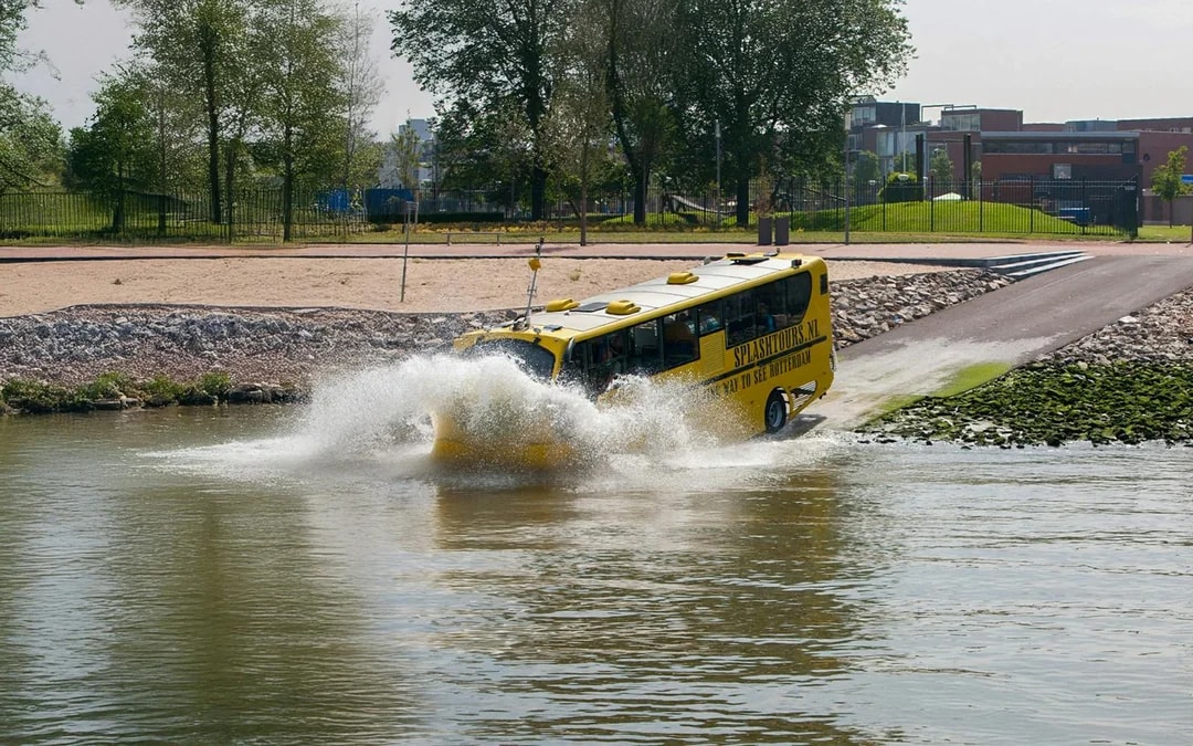 1-Hour Rotterdam Sightseeing Splashboat Tour Image 7