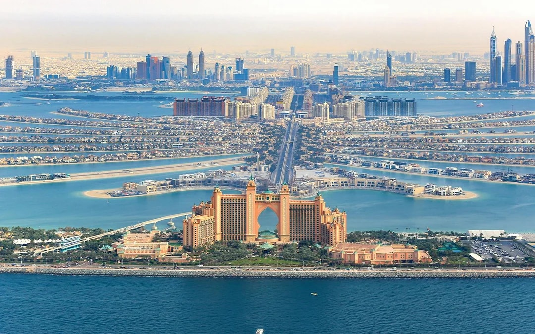 Aerial view of Palm Jumeirah and Atlantis Hotel from Dubai Helicopter tour.