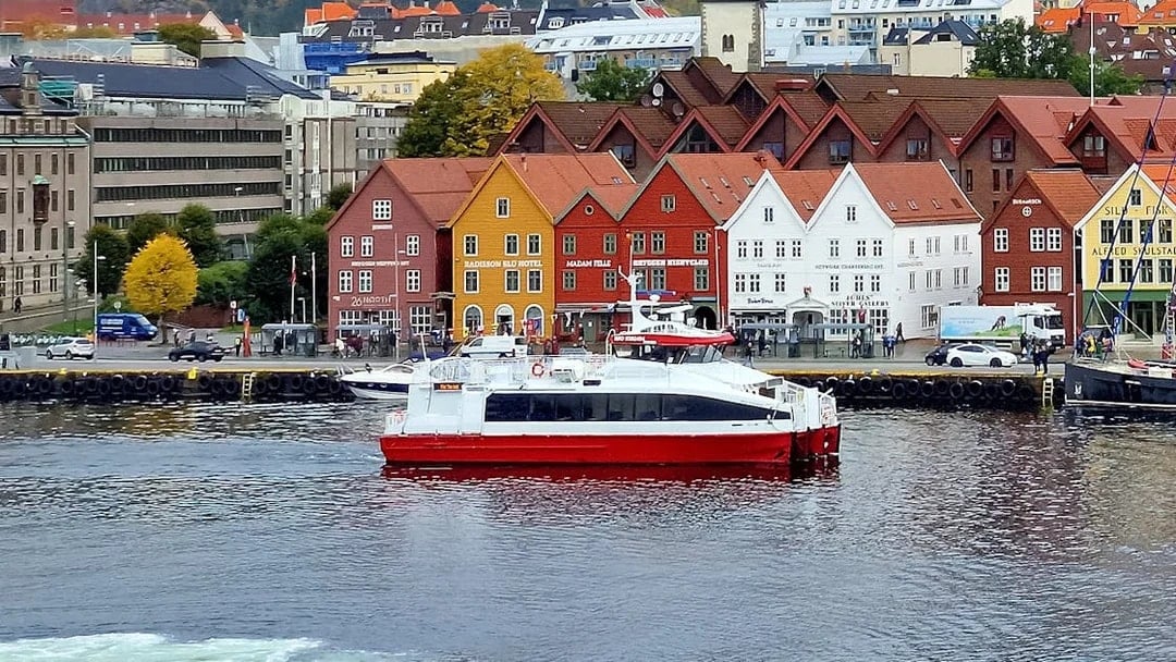 1-Hour Sightseeing Cruise around Bergen’s Historic Landmarks