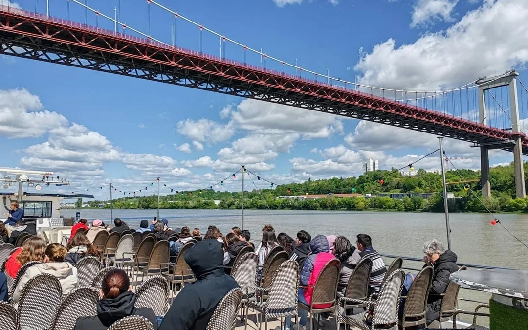Bordeaux River Cruise with live commentary Image 8