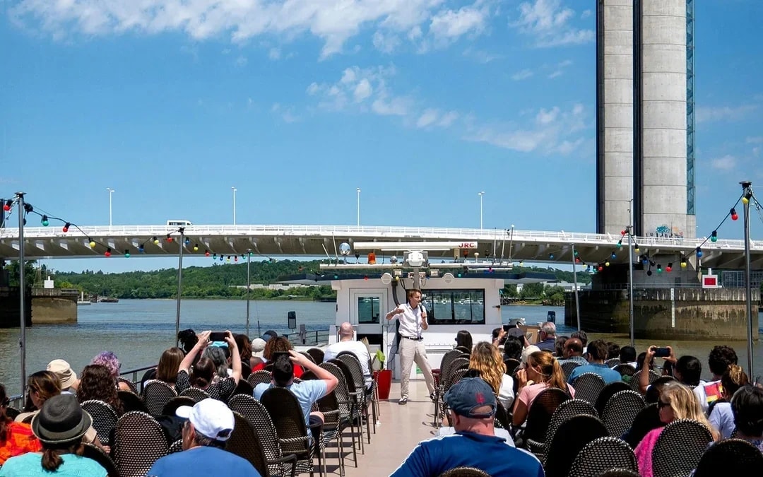 Bordeaux River Cruise with live commentary Image 3