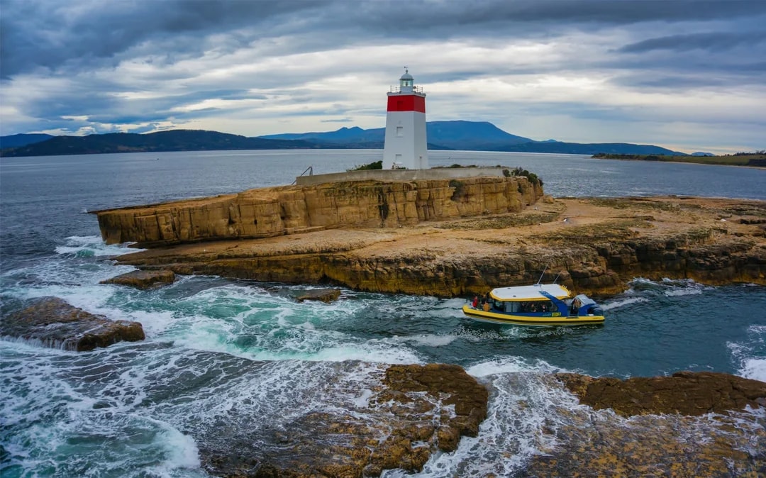 2.5-Hour Iron Pot Cruise from Hobart Waterfront Image 1
