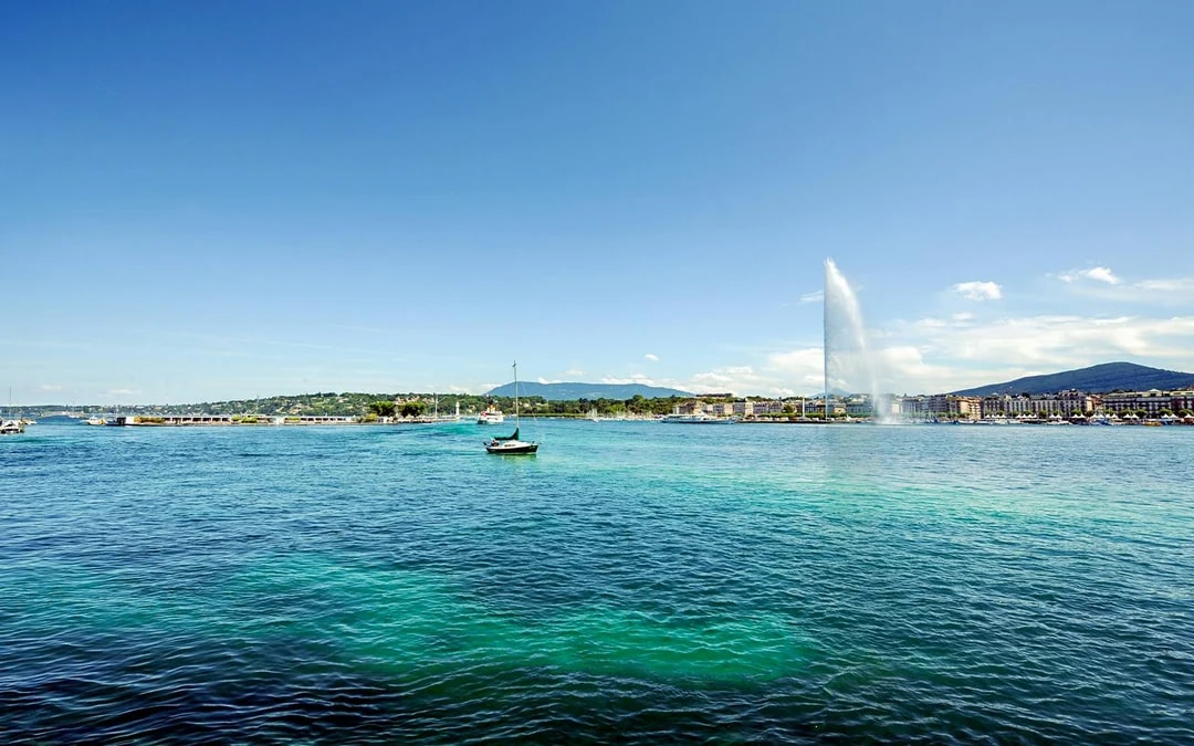 2-Hour 15 Mins Geneva Guided Tour Image 4