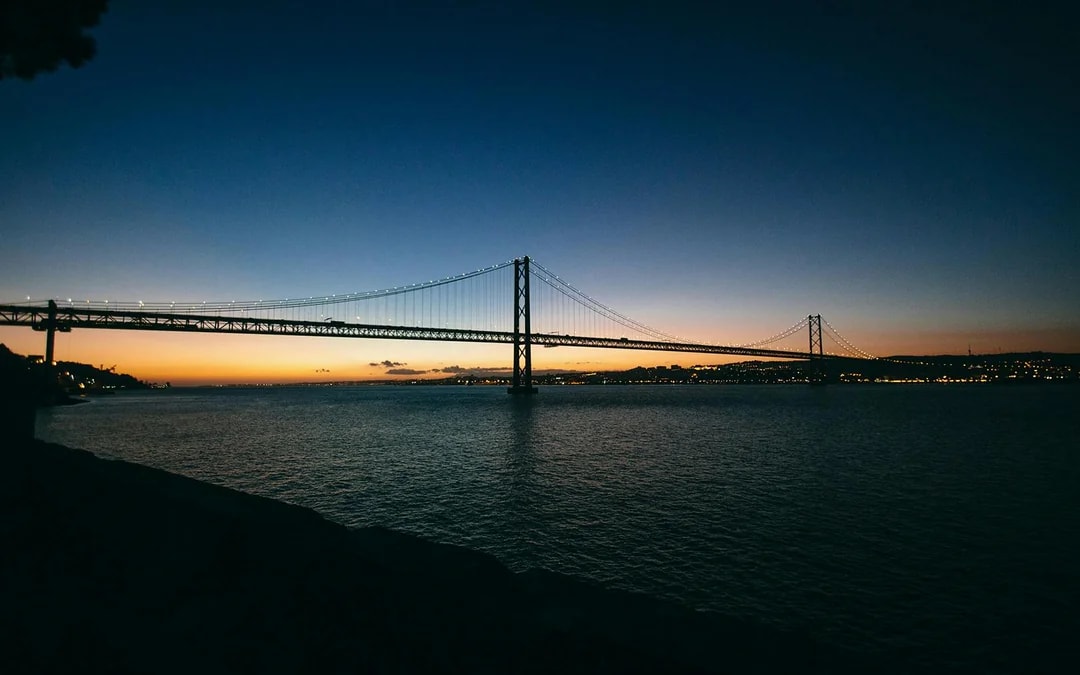 2-Hour Night Cruise of Lisbon Image 1