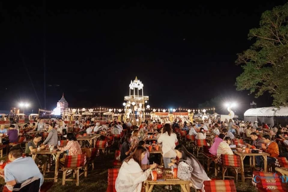 2027 Chiang Mai CAD New Year Countdown Grandest Fireworks & Lanterns | Thailand