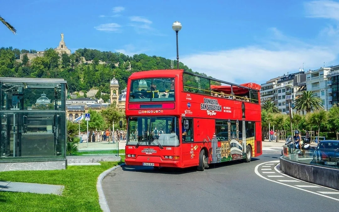 City Tour: San Sebastian Hop-on Hop-off Bus Tour Image 1