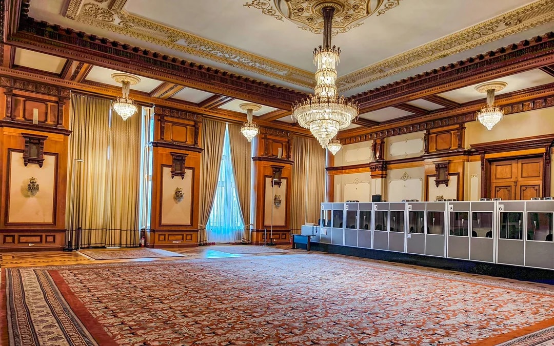 4-Hour Guided Tour of Palace of Parliament and City of Bucharest Image 9