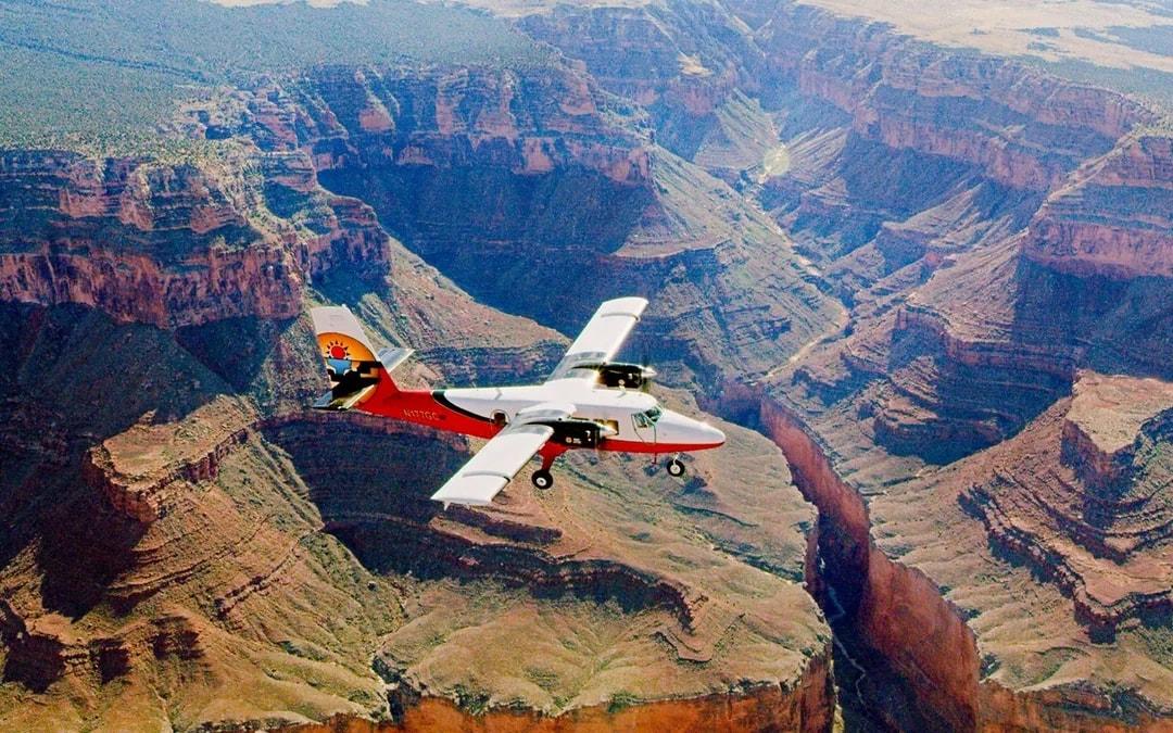 70-min Las Vegas to Grand Canyon West Airplane/ Helicopter Tour with Rim Landing Image 1