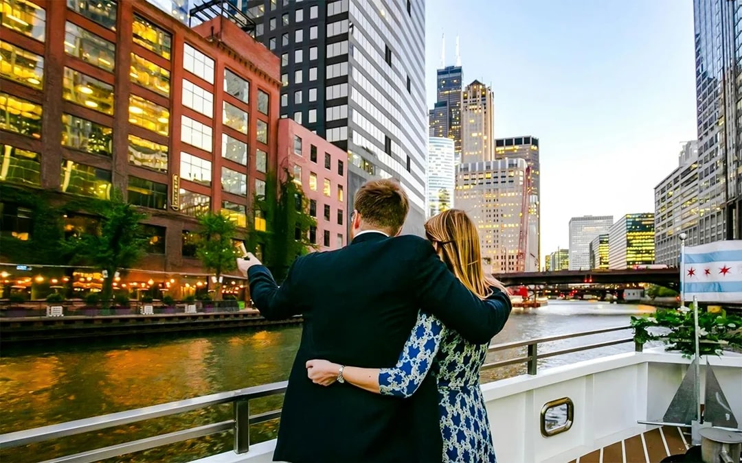 90-min Scenic Sunset Lake Michigan Cruise by Wendella Image 6