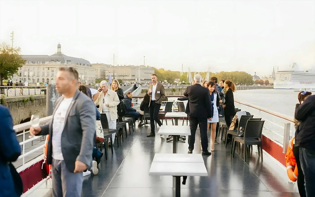 1.5-Hour Bordeaux River Cruise with Wine and Canelé Tasting Image 2