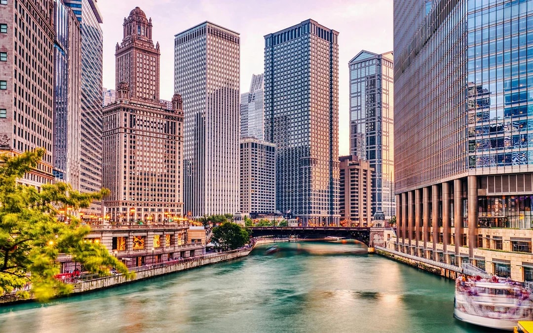 90-min Chicago River and Lake Michigan Architecture Cruise by Wendella Image 7