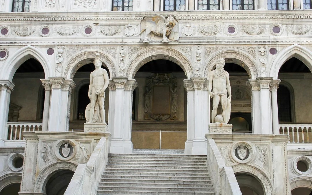 Absolute Venice - Doge's Palace, St Mark's Basilica & More with Priority Access Image 6