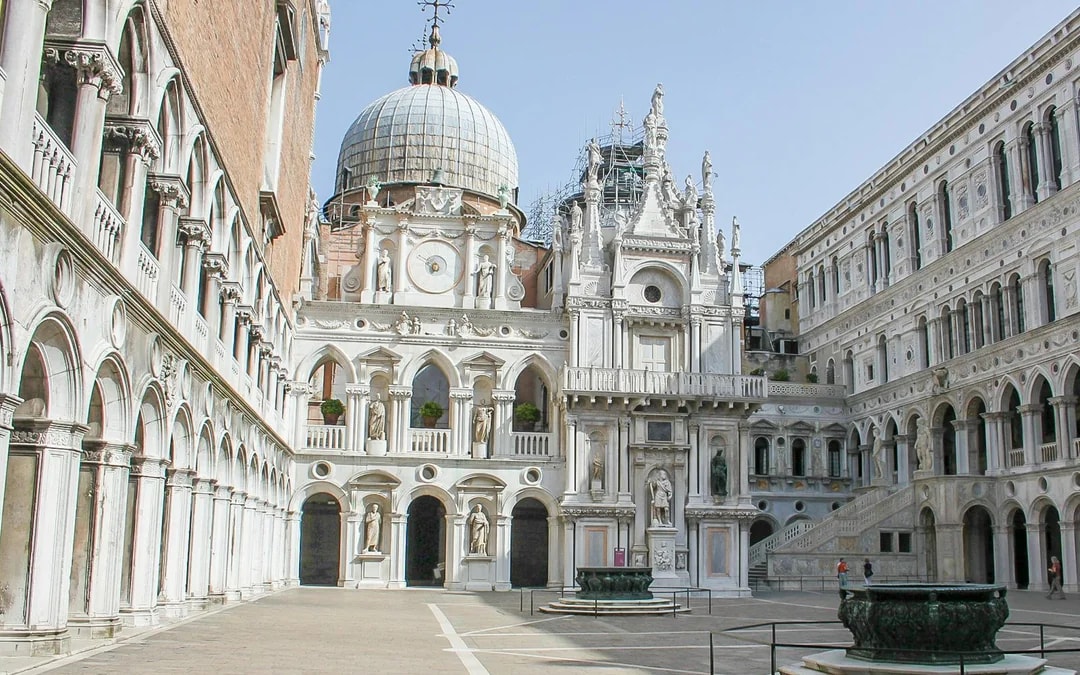 Absolute Venice - Doge's Palace, St Mark's Basilica & More with Priority Access Image 7