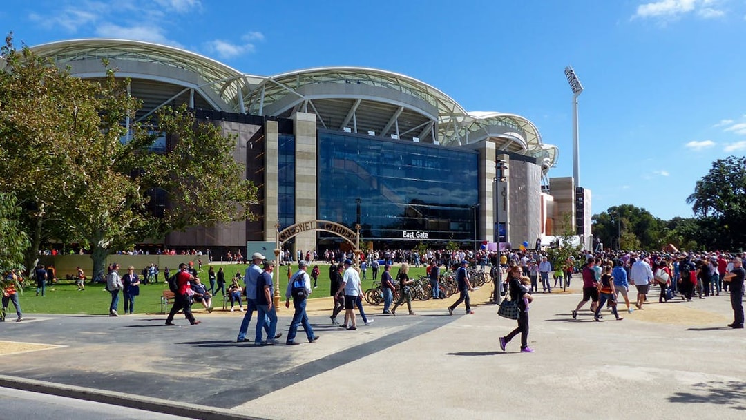 Crowd outside Adelaide Oval stadium during Adelaide City Highlights tour.