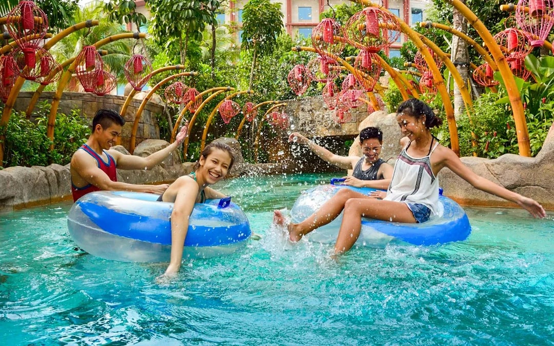 Adventure Cove Waterpark Express Pass Image 6