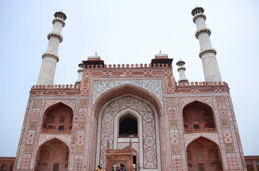 Agra: Akbar’s Tomb Skip-the-Line Ticket