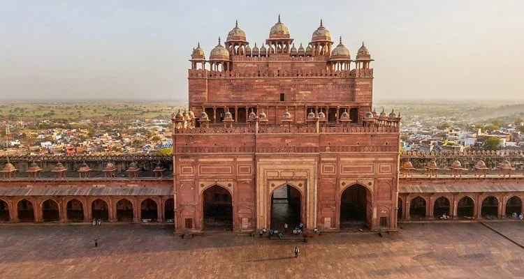 Fatehpur Sikri Fort Entry Ticket for Indians experience image 3