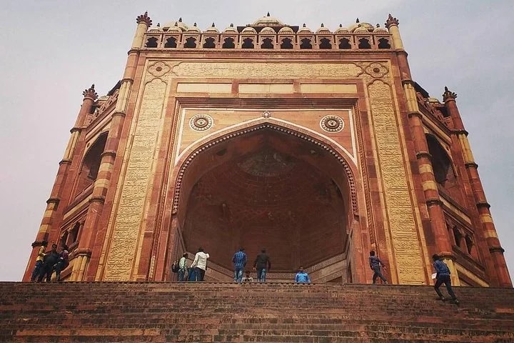 Agra: Fatehpur Sikri Skip-the-Line Ticket