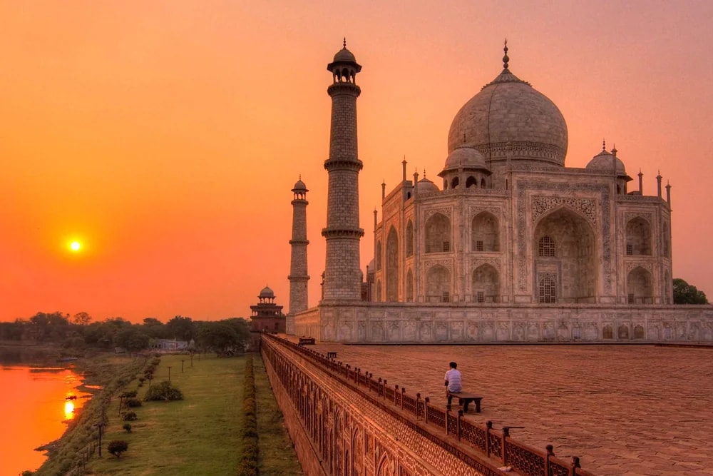 Agra Fort + Mehtab Bagh + Taj Mahal : Combo Entry Ticket for Indians