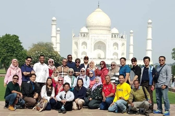 Agra Fort + Mehtab Bagh + Taj Mahal : Combo Entry Ticket for Indians