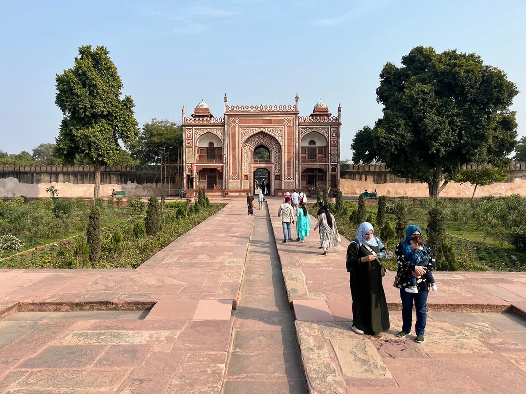 Agra Fort Priority Access Ticket (No Wait)