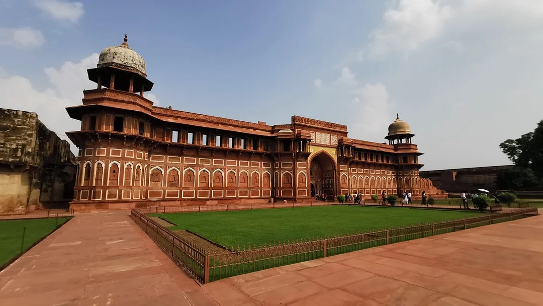 Agra Fort Priority Access Ticket (No Wait)