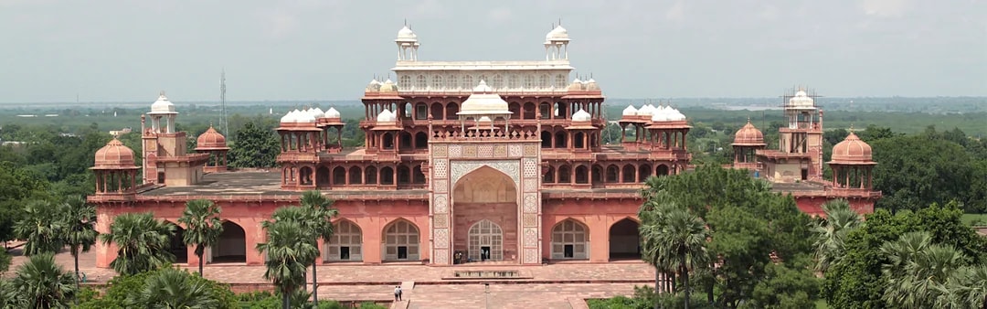 Agra: Ram Bagh Entry-Only Ticket experience image 3