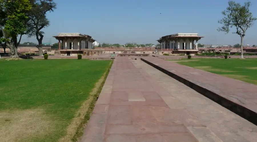 Agra: Ram Bagh Entry-Only Ticket 