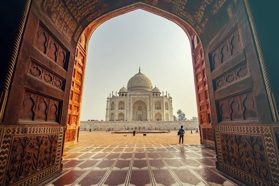 Taj Mahal Entry Ticket with Mausoleum Access for Foreigners