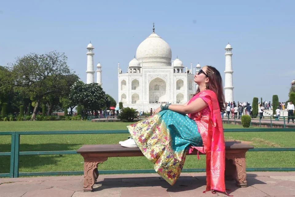Taj Mahal Entry Ticket with Mausoleum Access for Foreigners