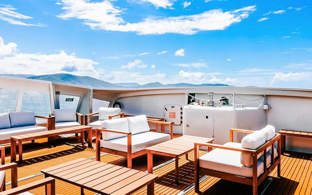 Airlie Beach: Whitehaven Beach Premium Cruise with Lunch & Activity Upgrades Image 8