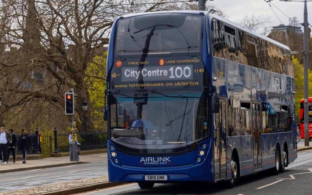 Airlink 100: Same-Day Round-trip Bus Transfers Between Edinburgh Airport & Waverly Bridge Station Image 3