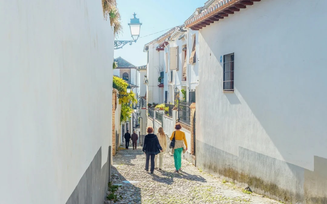 Albaicín and Sacromonte Walking Tour Image 1