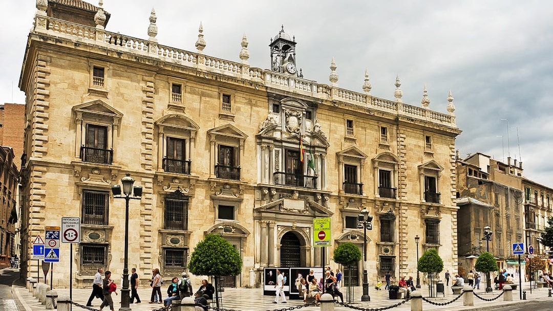 Historic building facade in Granada, Spain, part of the Albaicin & Sacromonte Guided Tour.