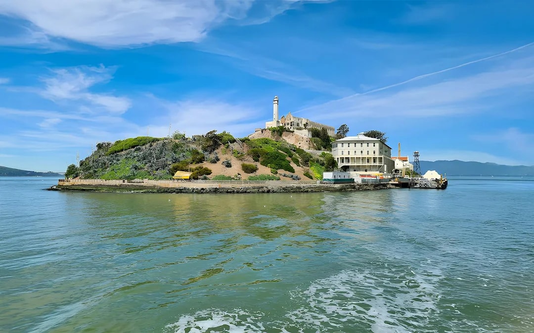 Alcatraz Island Tickets with Ferry Ride and Self-Guided Tour App Image 9