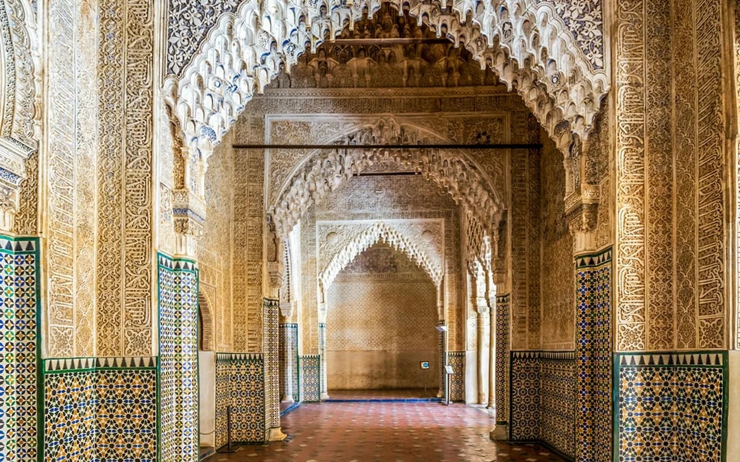 Alhambra Skip-the-Line Tickets with Audio Guide Image 9