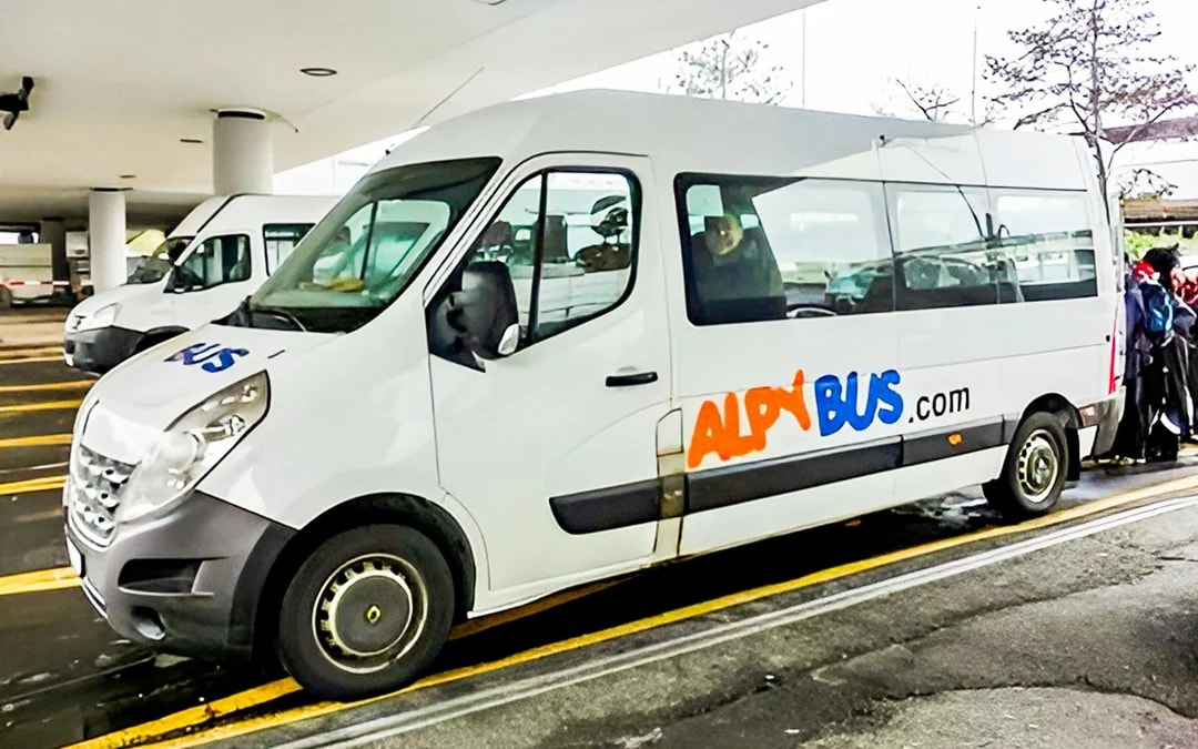 AlpyBus One-Way Tickets: Geneva Airport to/from Sallanches Image 4