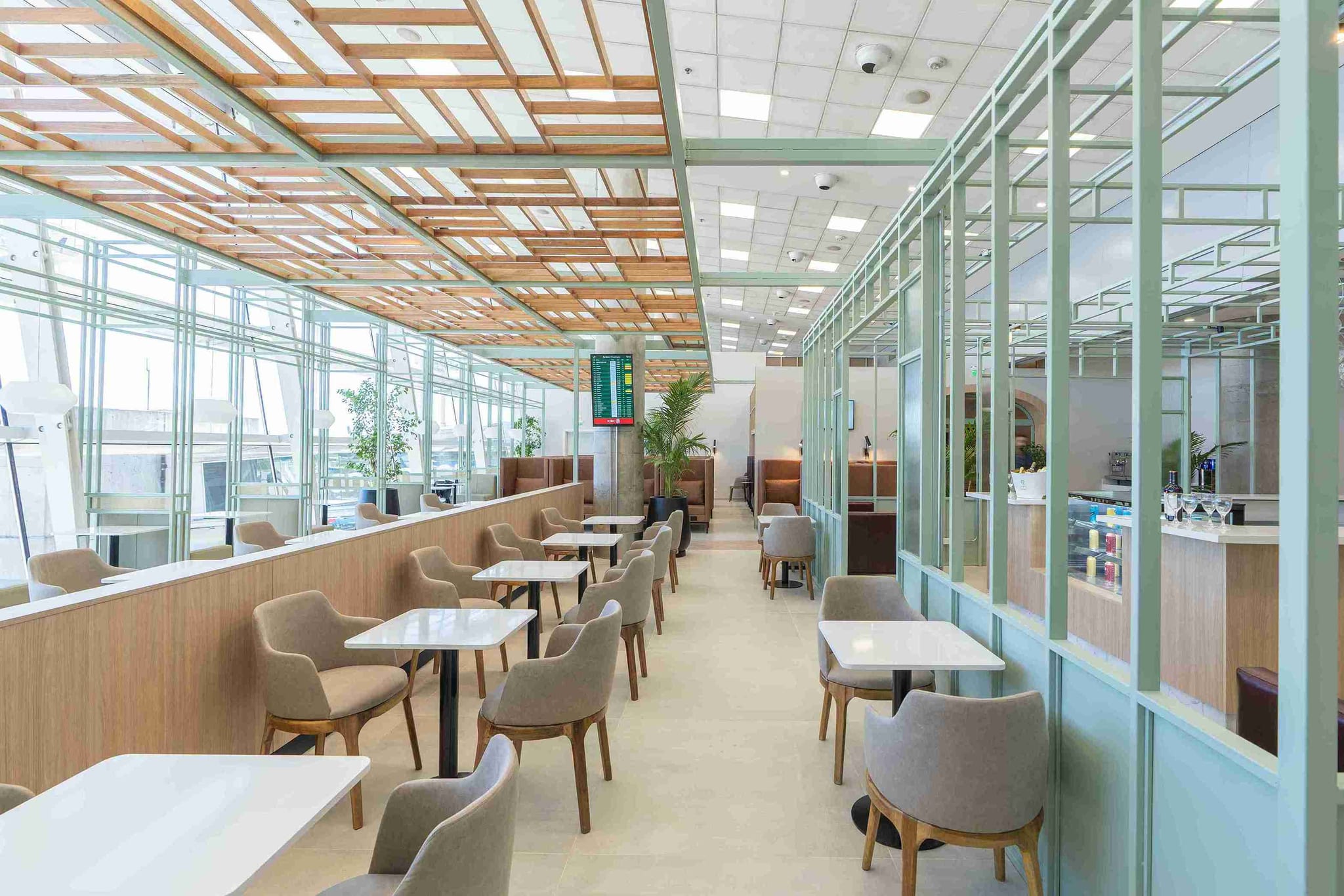 AMAE Lounge Aeroparque - Domestic Aeroparque - Jorge Newbery Airport