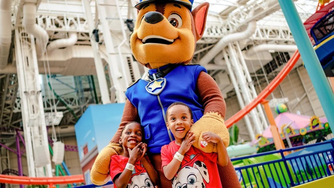 Children with a Paw Patrol character at Nickelodeon Universe, American Dream.