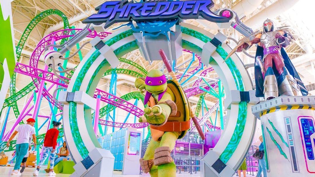 Teenage Mutant Ninja Turtle statue at The Shredder ride, American Dream Nickelodeon Universe.