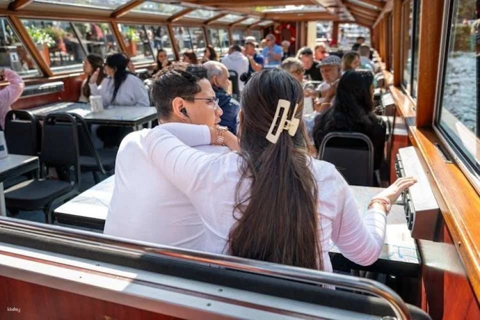 Amsterdam City Canal Cruise from Hard Rock Cafè