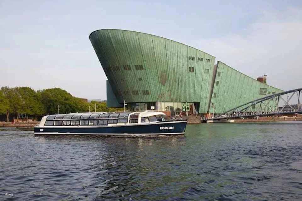 Amsterdam City Canal Cruise from Hard Rock Cafè