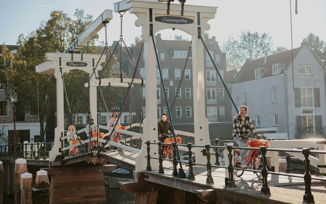 Amsterdam Top Highlights City Bike Tour Image 6