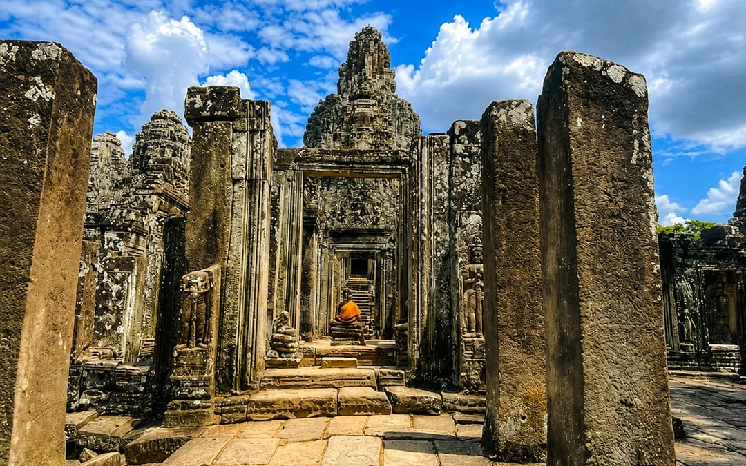 Angkor Temples Small-Group Guided Tour in Spanish Image 4