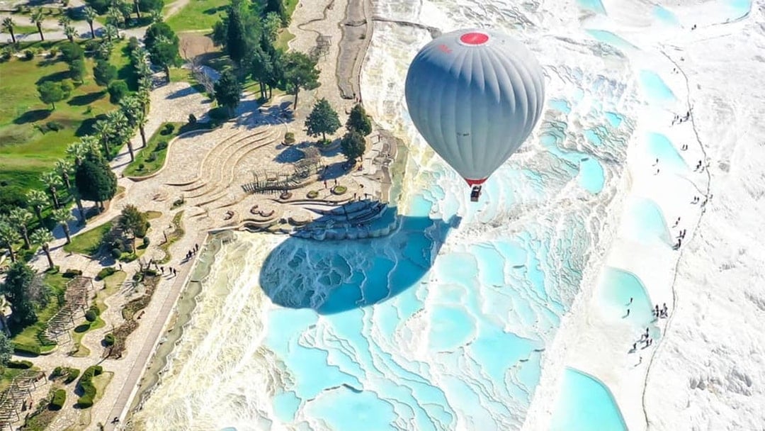 From Antalya/Kemer: Pamukkale and Hierapolis Tour with Lunch