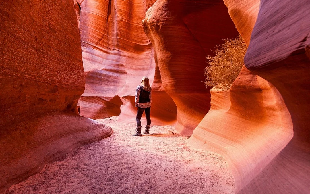 Antelope Canyon Tour with Navajo Guide Image 6