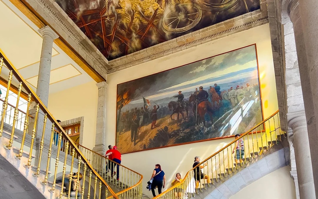 Anthropology Museum & Chapultepec Castle Guided Tour Image 1